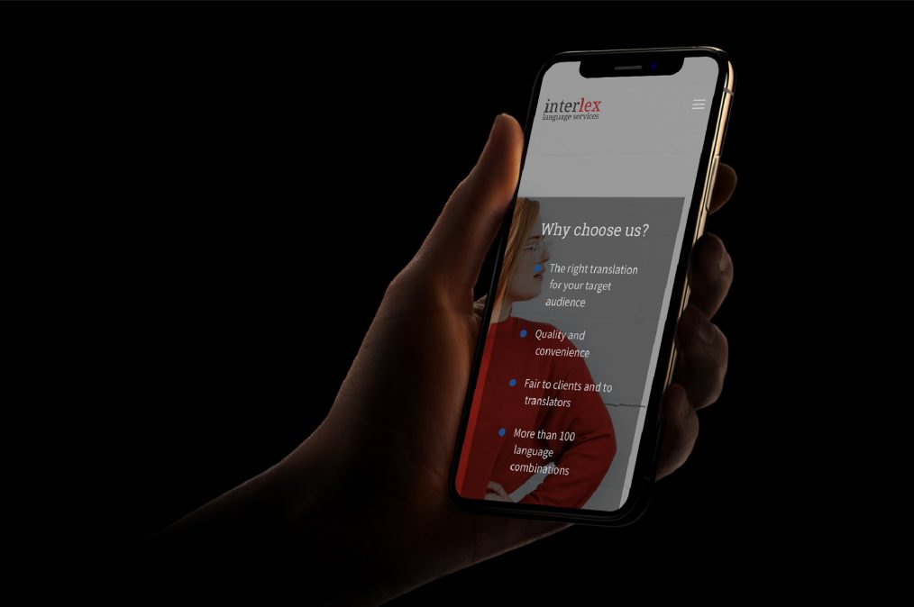 Website Interlex - mobile - door ILUZIE